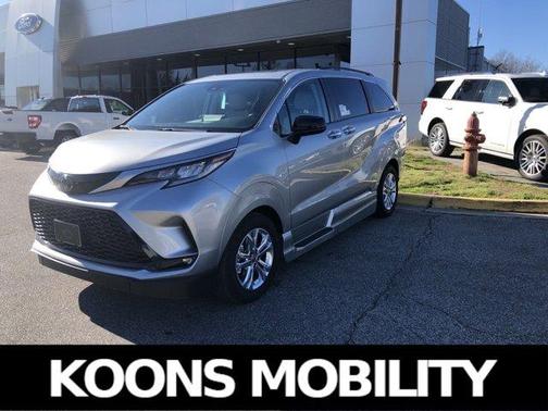 2023 Toyota Sienna XSE 25th Anniversary