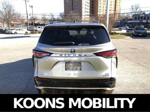 2023 Toyota Sienna XSE 25th Anniversary