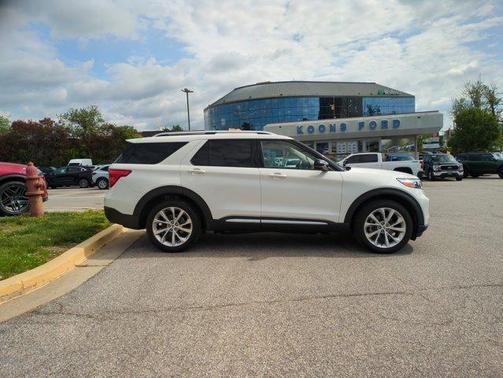 2023 Ford Explorer Platinum