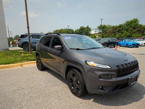 2016 Jeep Cherokee Altitude