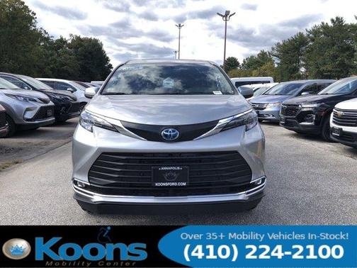 2024 Toyota Sienna XLE