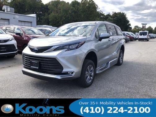 2024 Toyota Sienna XLE