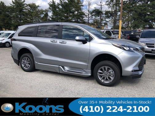 2024 Toyota Sienna XLE