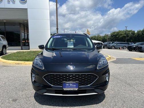 2022 Ford Escape Titanium