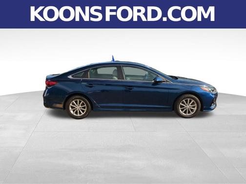 2018 Hyundai SONATA SE