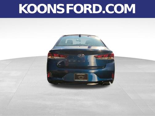 2018 Hyundai SONATA SE