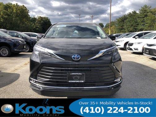 2024 Toyota Sienna XLE
