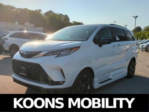 2024 Toyota Sienna XSE 7 Passenger