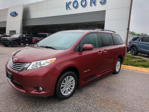2015 Toyota Sienna