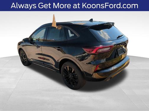 2023 Ford Escape ST-Line Elite