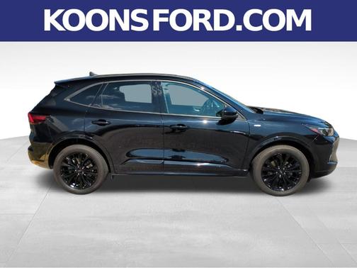 2023 Ford Escape ST-Line Elite