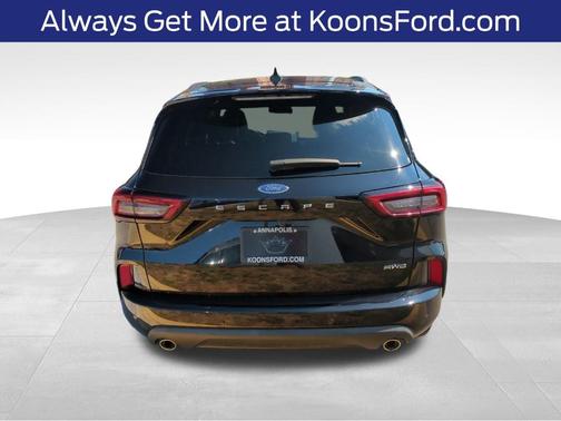 2023 Ford Escape ST-Line Elite