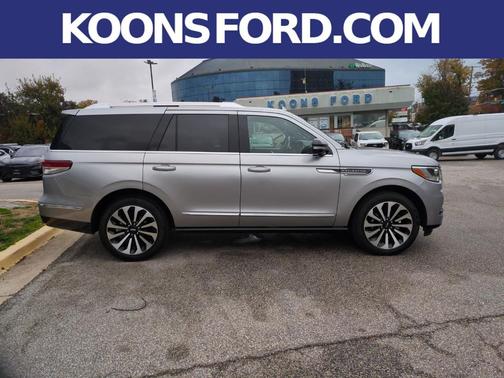 2024 Lincoln Navigator Reserve