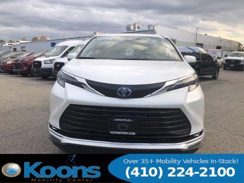 2024 Toyota Sienna XLE