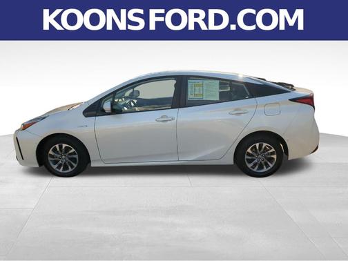 2019 Toyota Prius XLE