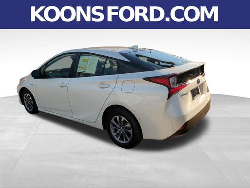 2019 Toyota Prius XLE