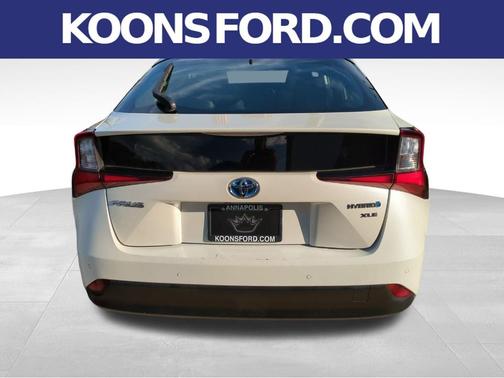 2019 Toyota Prius XLE