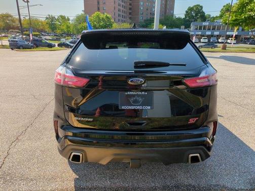 2020 Ford Edge ST