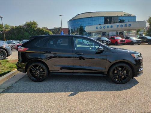 2020 Ford Edge ST