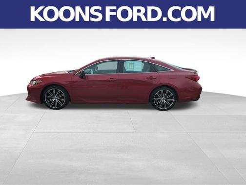 2019 Toyota Avalon XSE