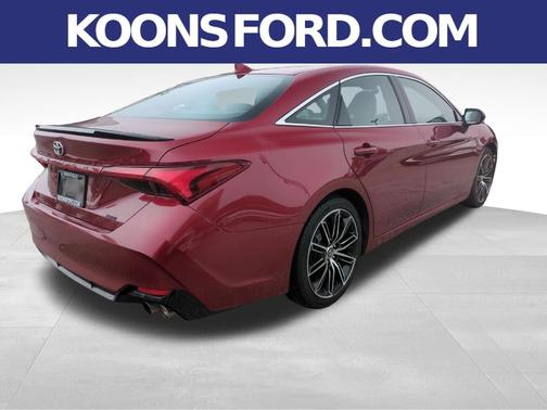 2019 Toyota Avalon XSE