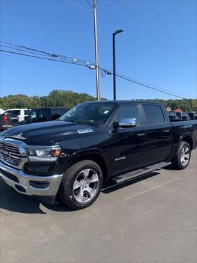 2020 RAM 1500 Laramie Crew Cab 4x4 57' Box