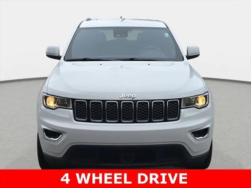 2020 Jeep Grand Cherokee Laredo E 4x4