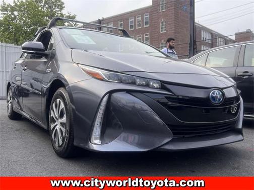 2022 Toyota Prius Prime LE