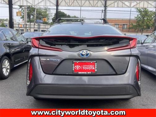 2022 Toyota Prius Prime LE