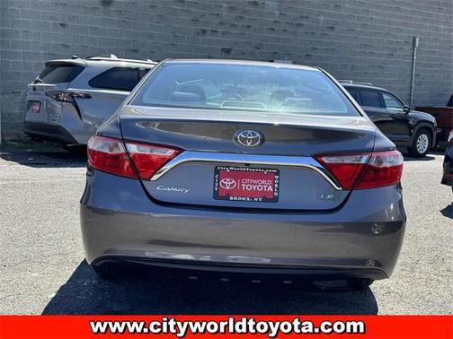 2017 Toyota Camry LE