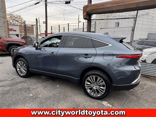 2024 Toyota Venza XLE