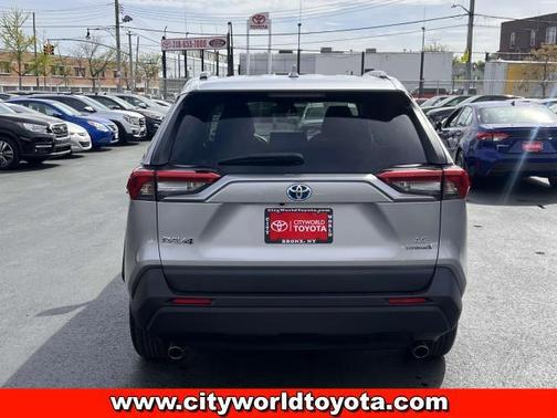 2021 Toyota RAV4 Hybrid LE