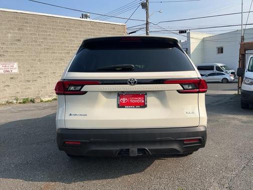 2024 Toyota Grand Highlander Hybrid XLE