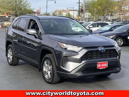 2024 Toyota RAV4 Hybrid XLE