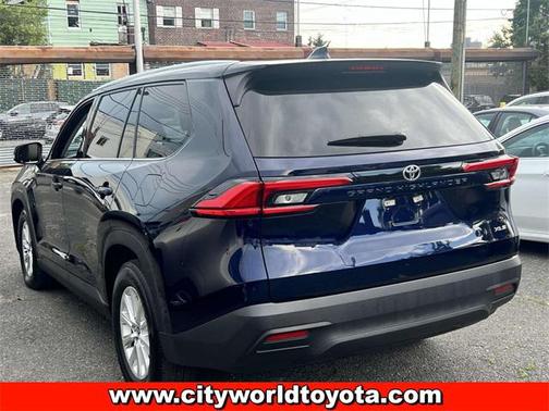 2024 Toyota Grand Highlander XLE