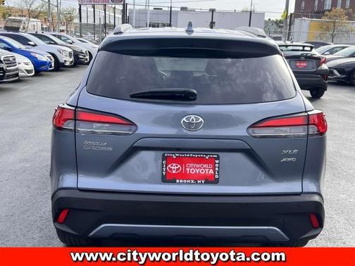 2022 Toyota Corolla Cross XLE