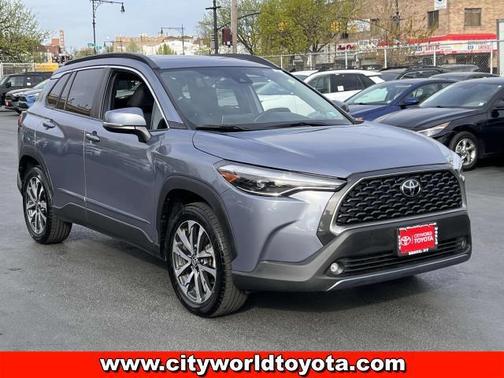 2022 Toyota Corolla Cross XLE