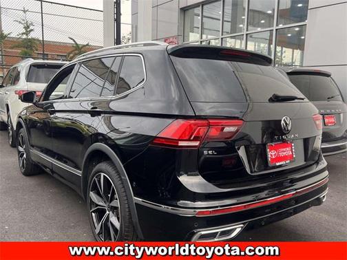 2024 Volkswagen Tiguan 2.0T SEL R-Line 4MOTION