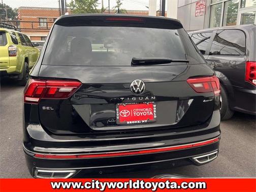 2024 Volkswagen Tiguan 2.0T SEL R-Line 4MOTION