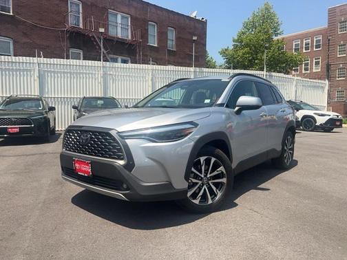 2023 Toyota Corolla Cross XLE