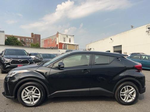 2020 Toyota C-HR LE