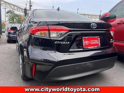 2023 Toyota Corolla Hybrid LE