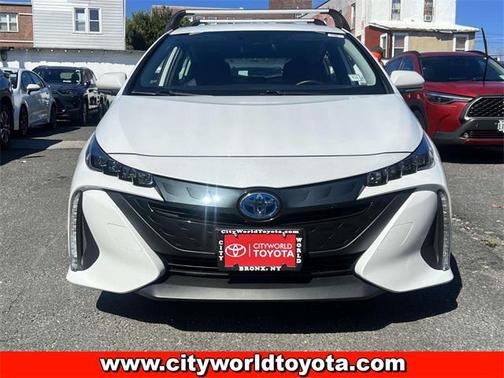 2022 Toyota Prius Prime LE