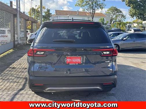 2024 Toyota Grand Highlander Limited