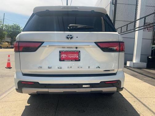 2025 Toyota Sequoia Base