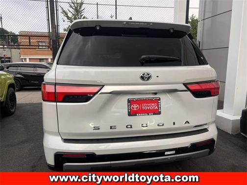 2025 Toyota Sequoia Base