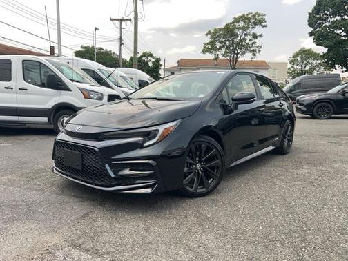 2024 Toyota Corolla Hybrid SE