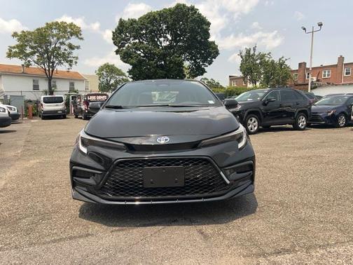 2024 Toyota Corolla Hybrid SE