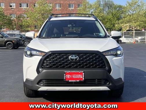 2022 Toyota Corolla Cross LE