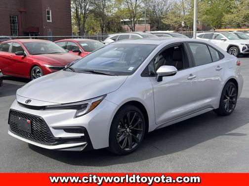 2025 Toyota Corolla SE